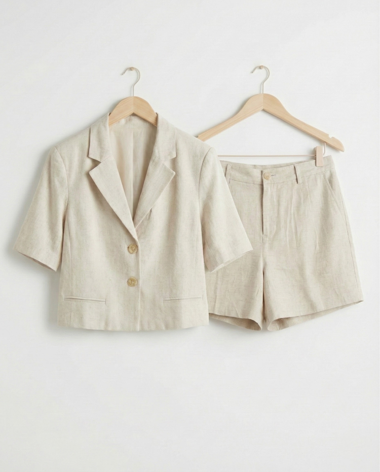 Conjunto Blazer Milan y Short Capri